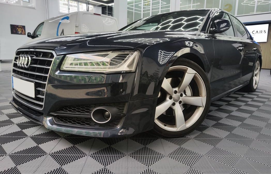 AUDI A8 3.0 TDI 262CV quattro tiptronic