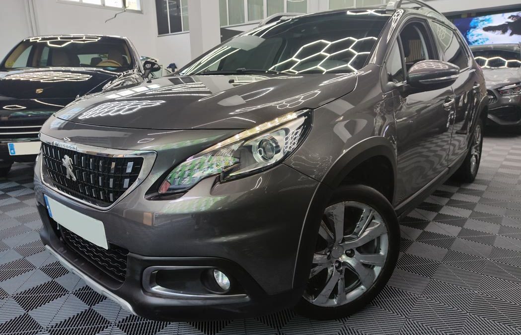 PEUGEOT 2008 Allure 1.2 110CV