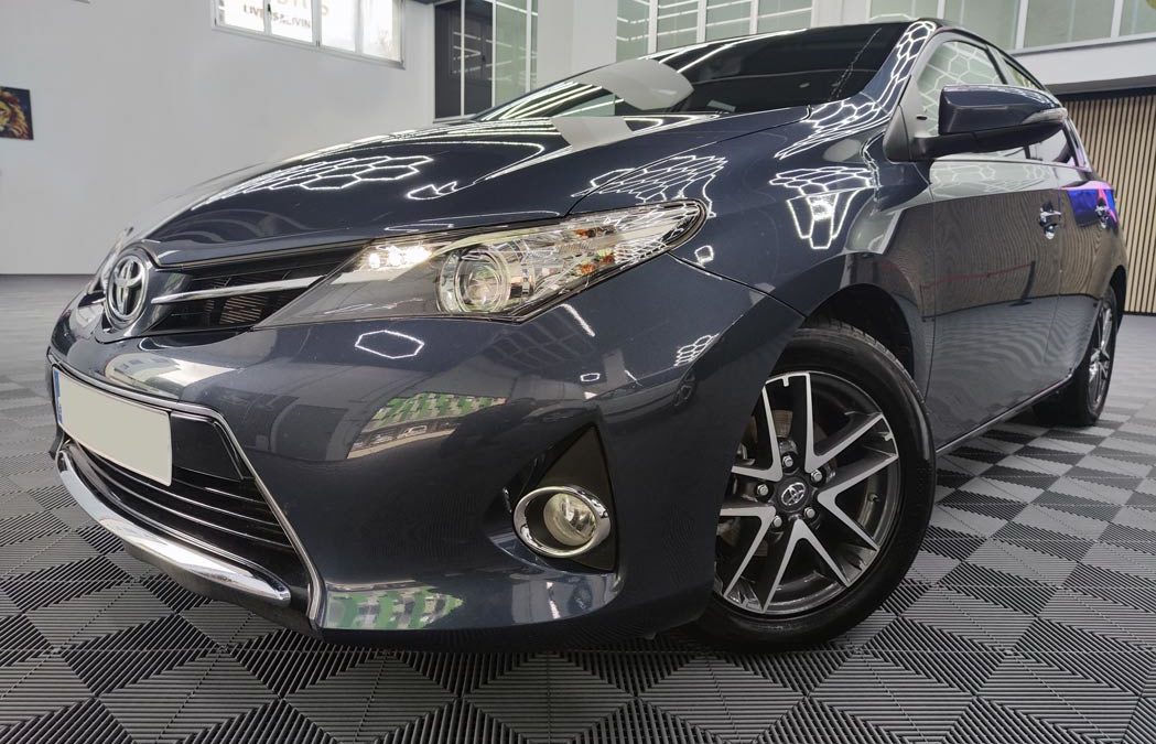 TOYOTA Auris 130 Feel
