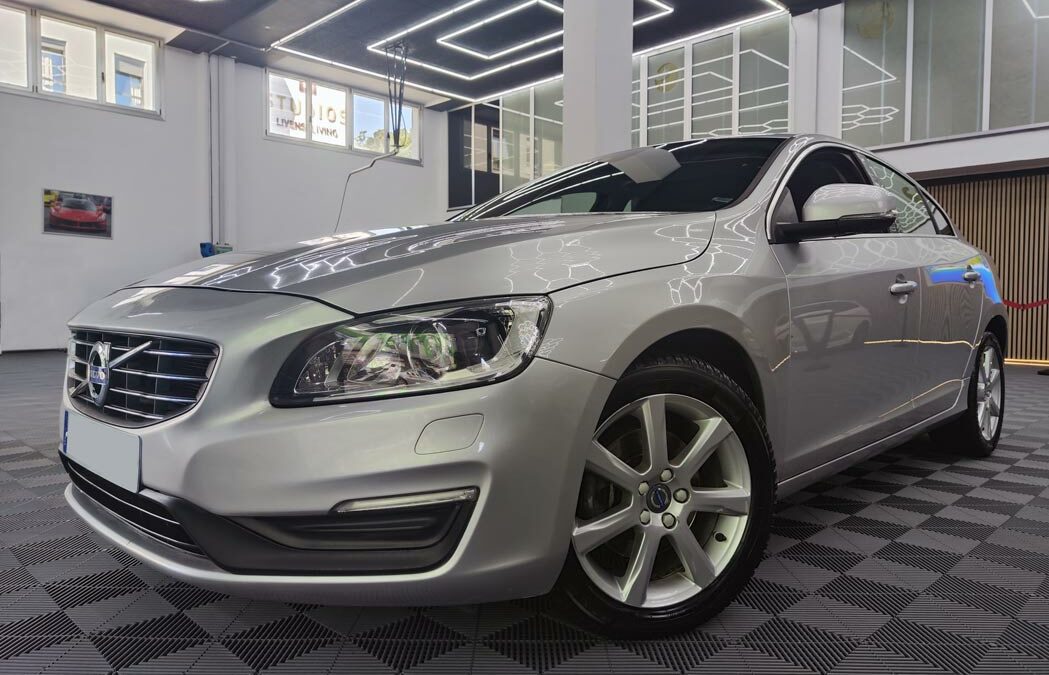 Volvo S60 D3 Momentum Aut