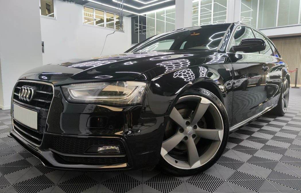 AUDI A4 Avant 2.0 TDI S line edition