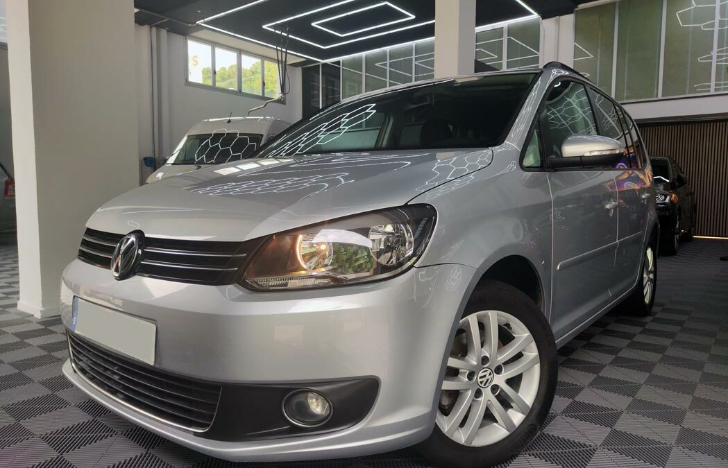 VW Touran 1.6 Tdi 105cv 7 Plazas