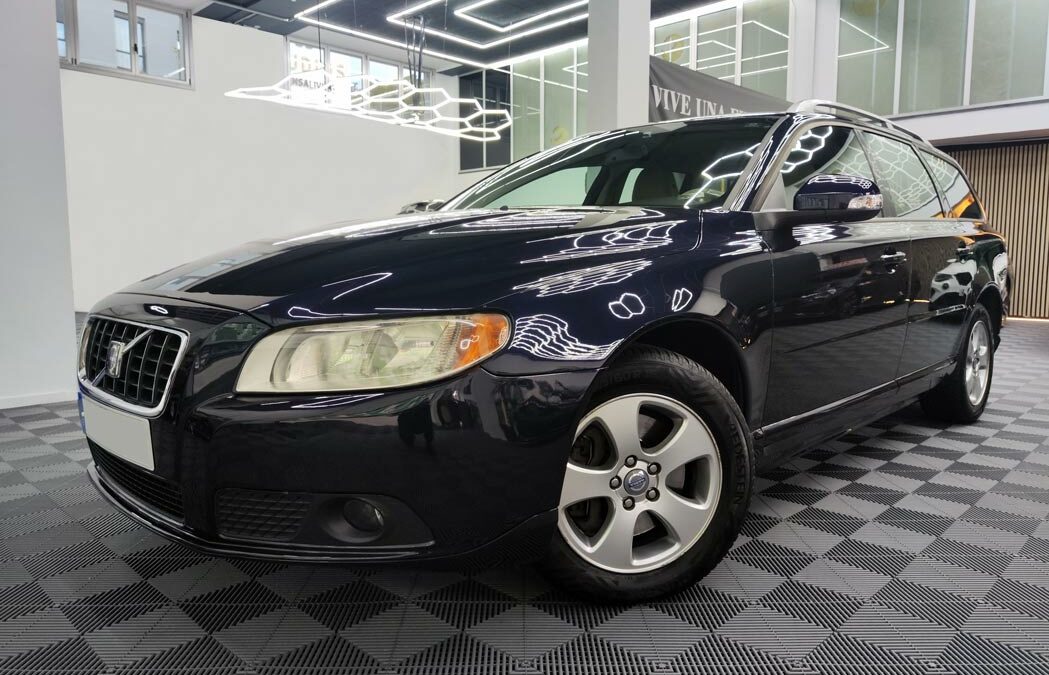 VOLVO V70 2.4D Momentum